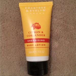 Crabtree & Evelyn London Citron &
Coriander Energising Body Lotion 1.7 oz NWT